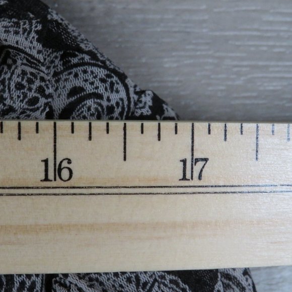 I-N-C* Women's Short Sleeve Low‎ V-Neck Button Down Ruffled Blouse~ Size 1X - Picture 6 of 13